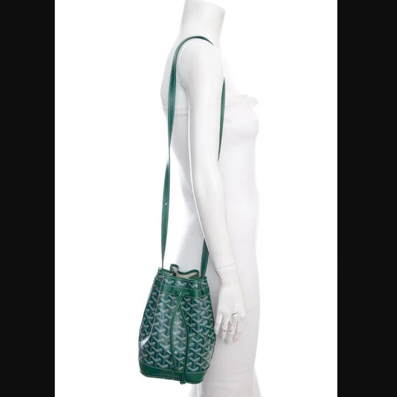 Authentic Goyard Petit Bucket Bag in green color - Picture 4 of 6